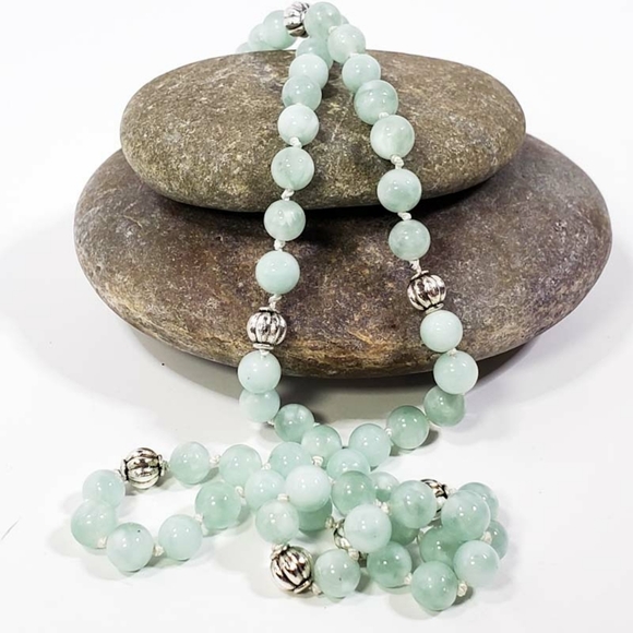 Jewelry - Green Moonstone Hand-Knotted Necklace